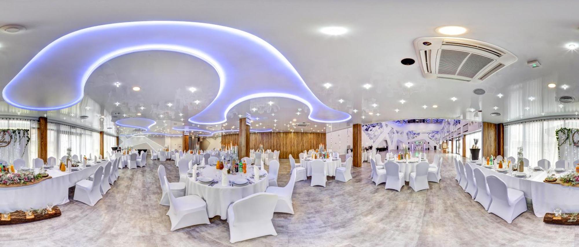 Hotel Porto ราดอมสโก ภายนอก รูปภาพ