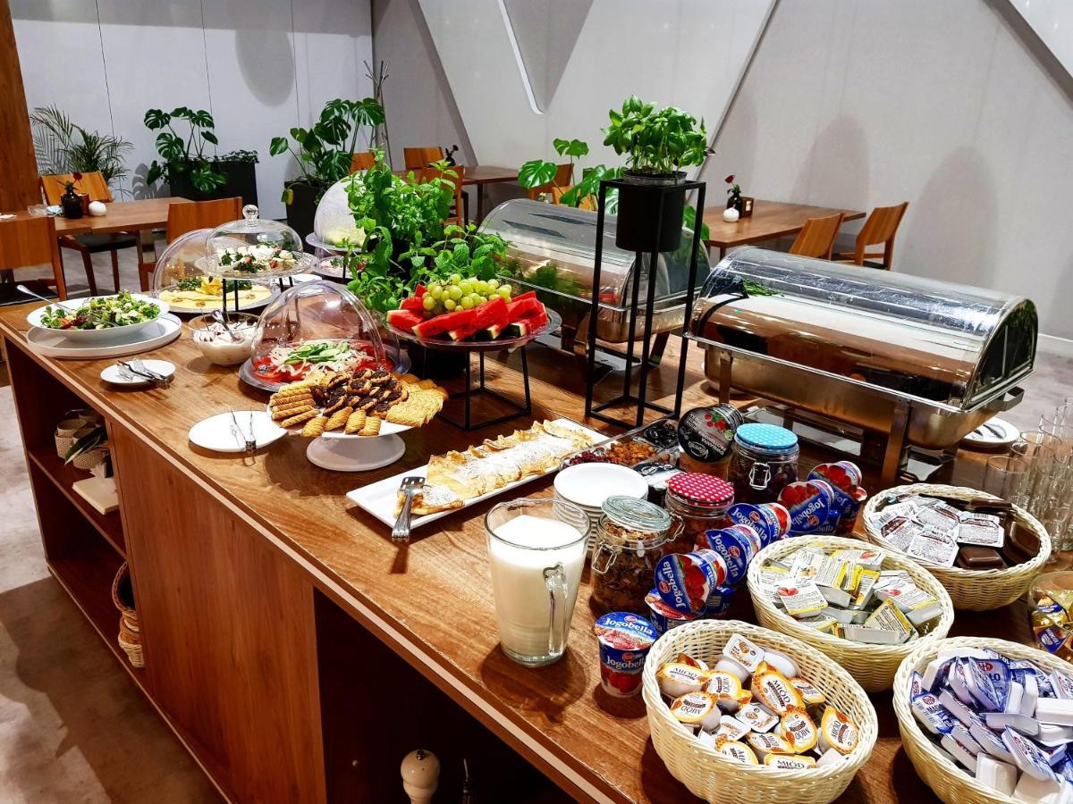 Hotel Porto ราดอมสโก ภายนอก รูปภาพ
