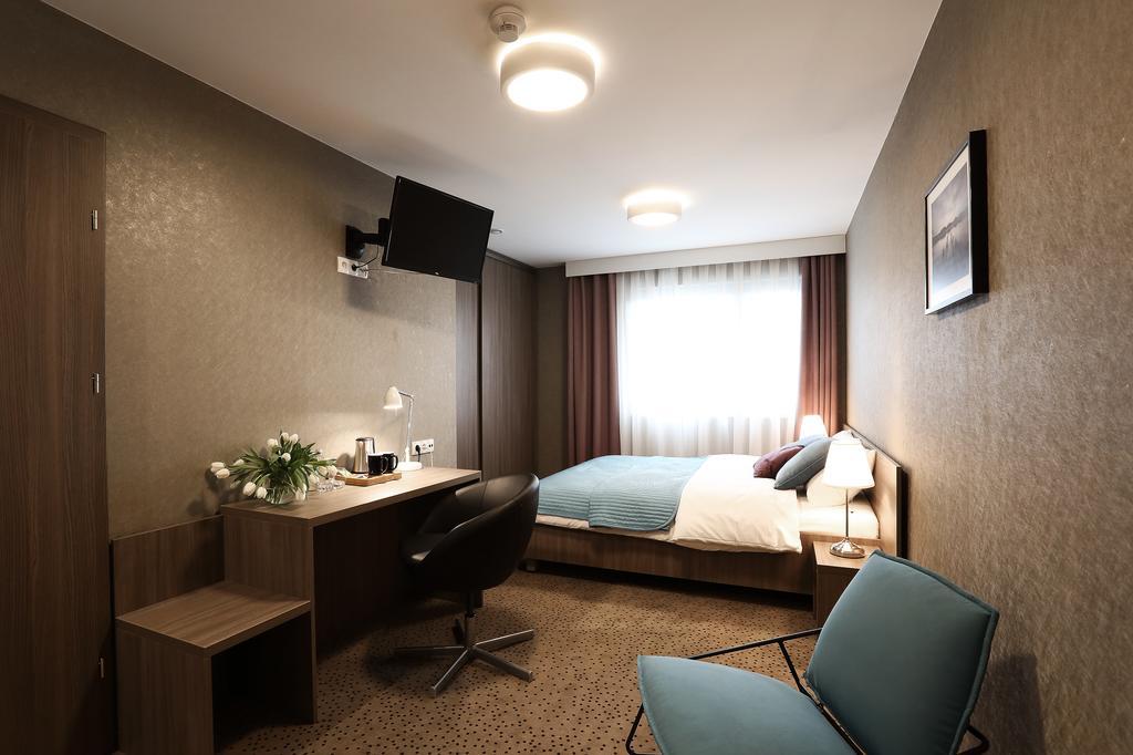 Hotel Porto ราดอมสโก ภายนอก รูปภาพ