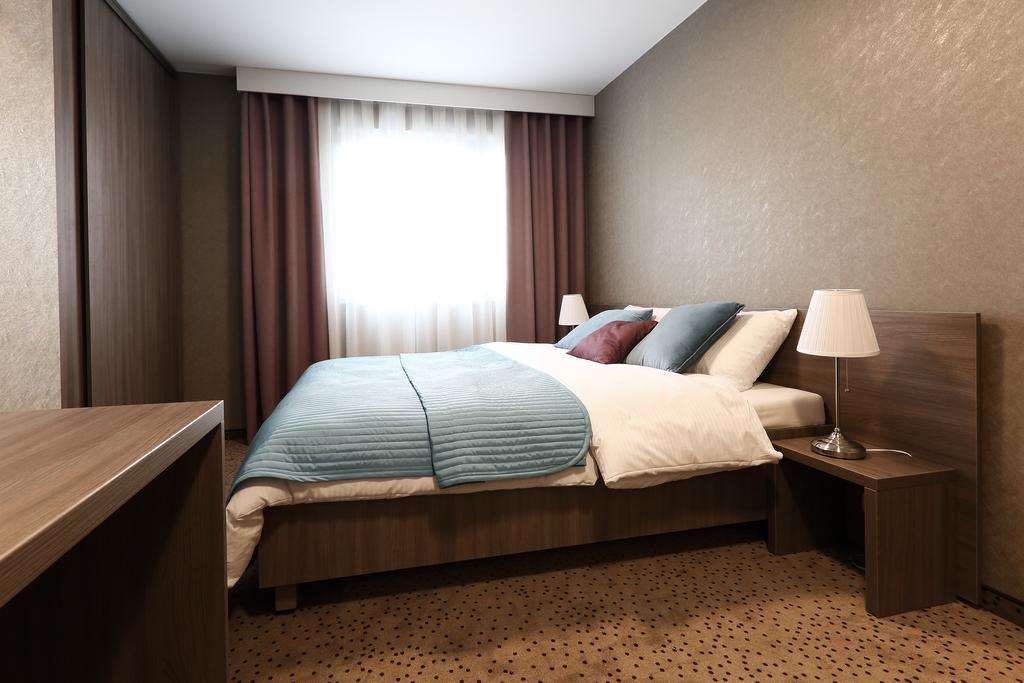 Hotel Porto ราดอมสโก ภายนอก รูปภาพ
